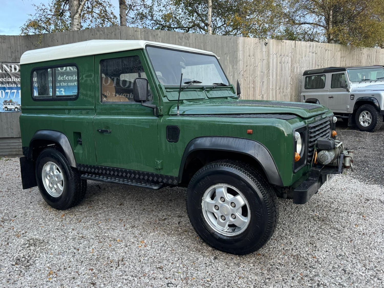 Used Land Rover Defender 1997 for sale - 76539125: Photo 8