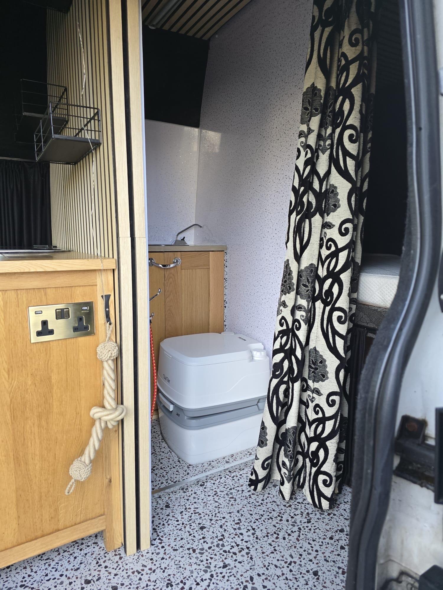 Used Ford Transit 2019 for sale - 78220014: Photo 42