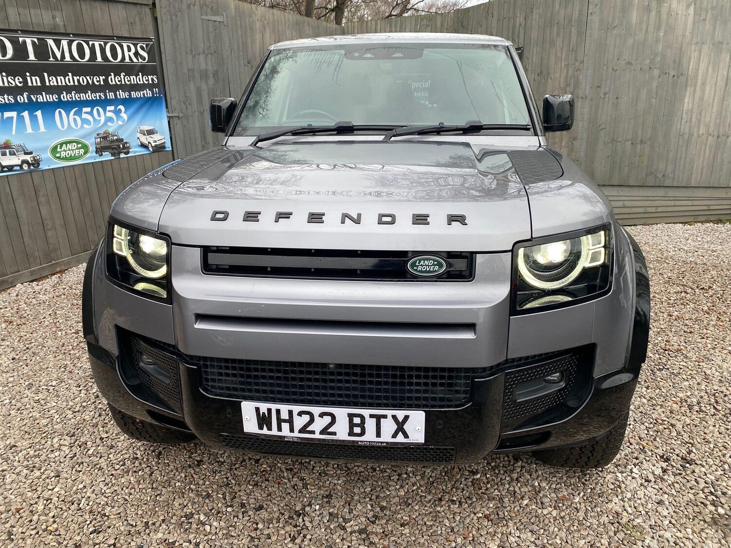 Used Land Rover Defender 90 for sale - 77190876: Photo 11