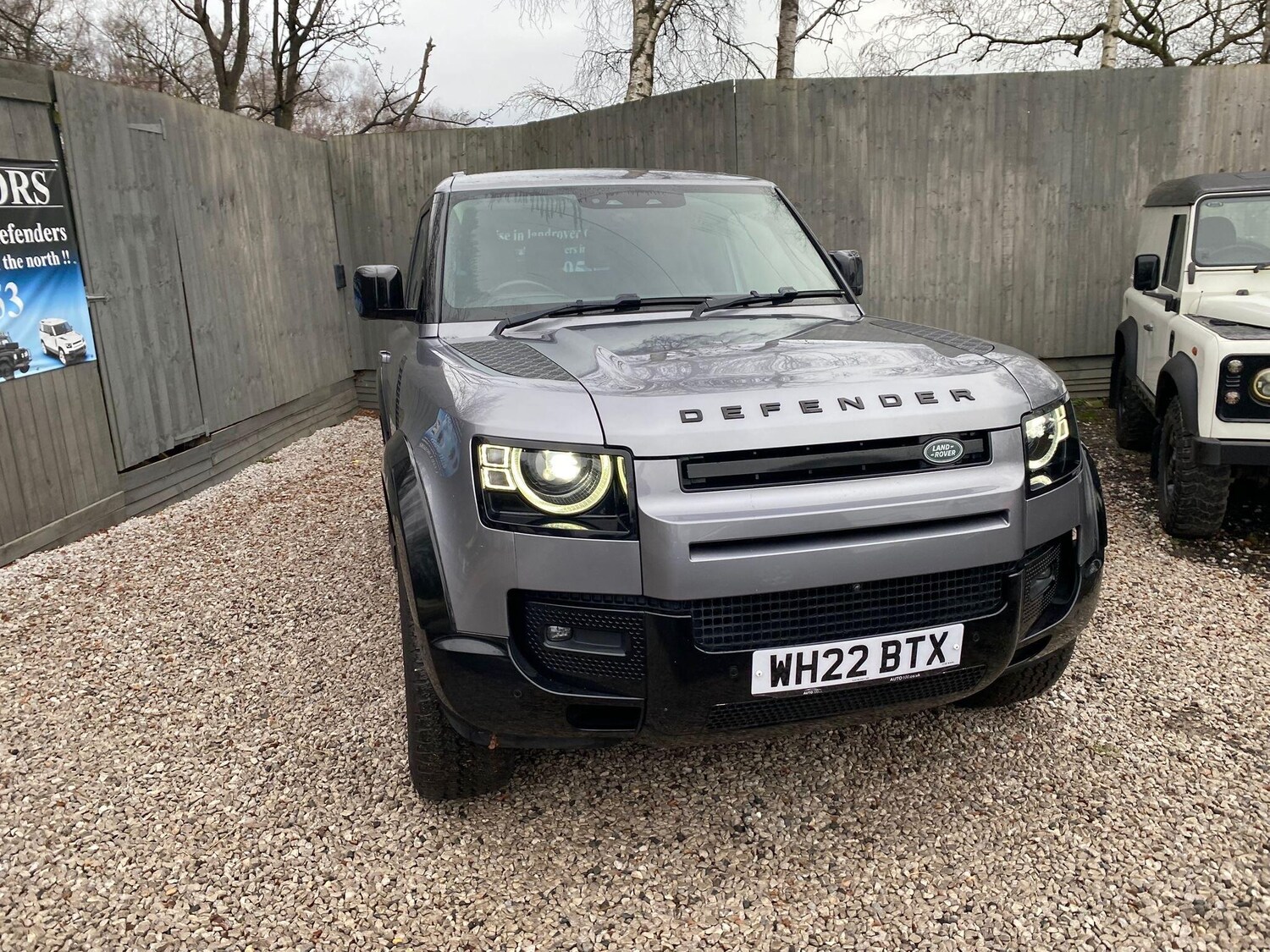 Used Land Rover Defender 90 for sale - 77190876: Photo 13