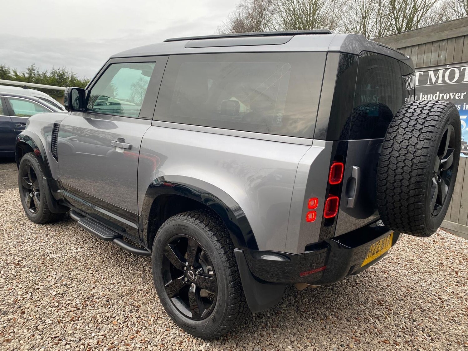 Used Land Rover Defender 90 for sale - 77190876: Photo 29