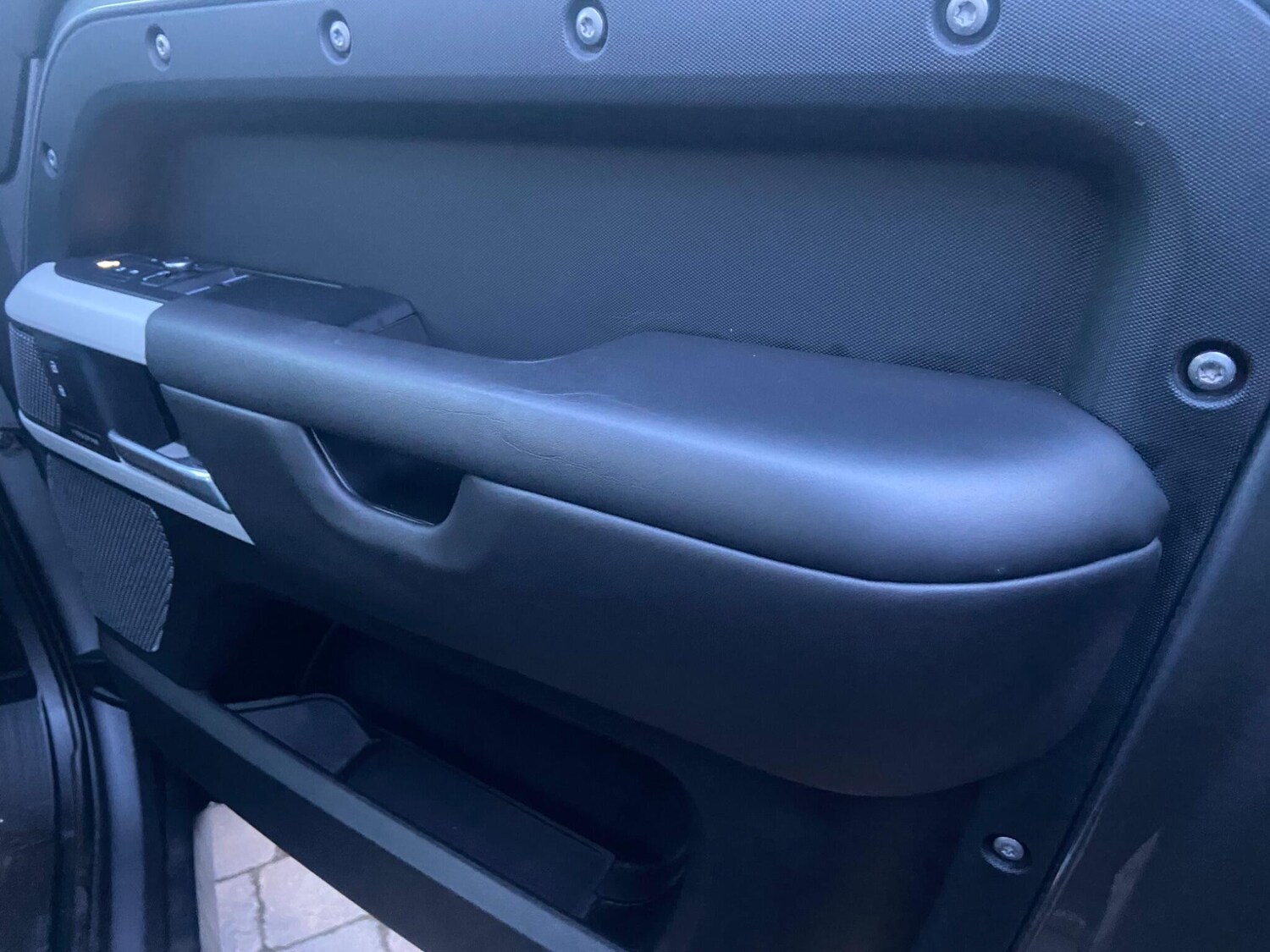 Used Land Rover Defender 90 for sale - 77190876: Photo 54