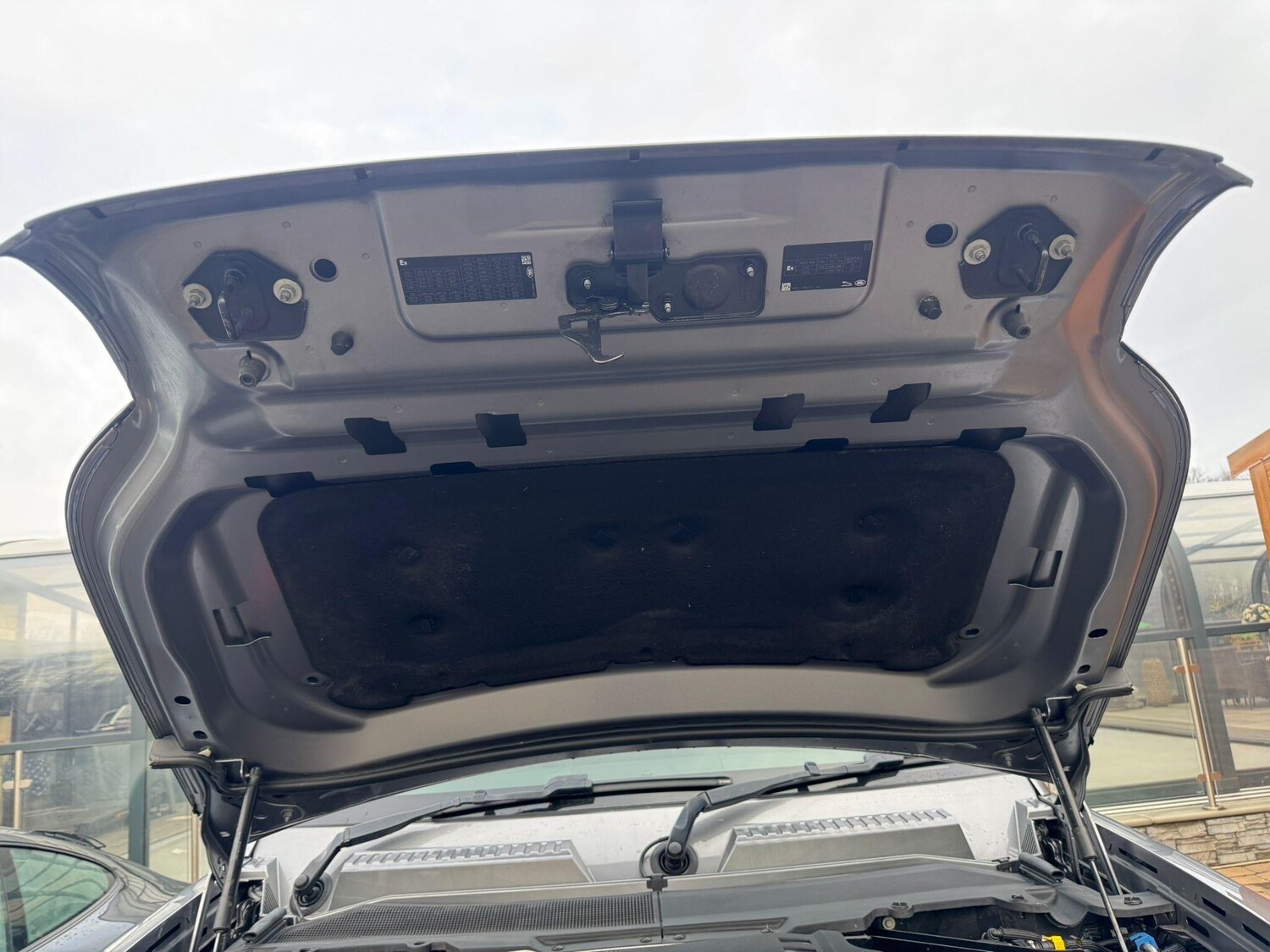 Used Land Rover Defender 90 for sale - 77190876: Photo 85