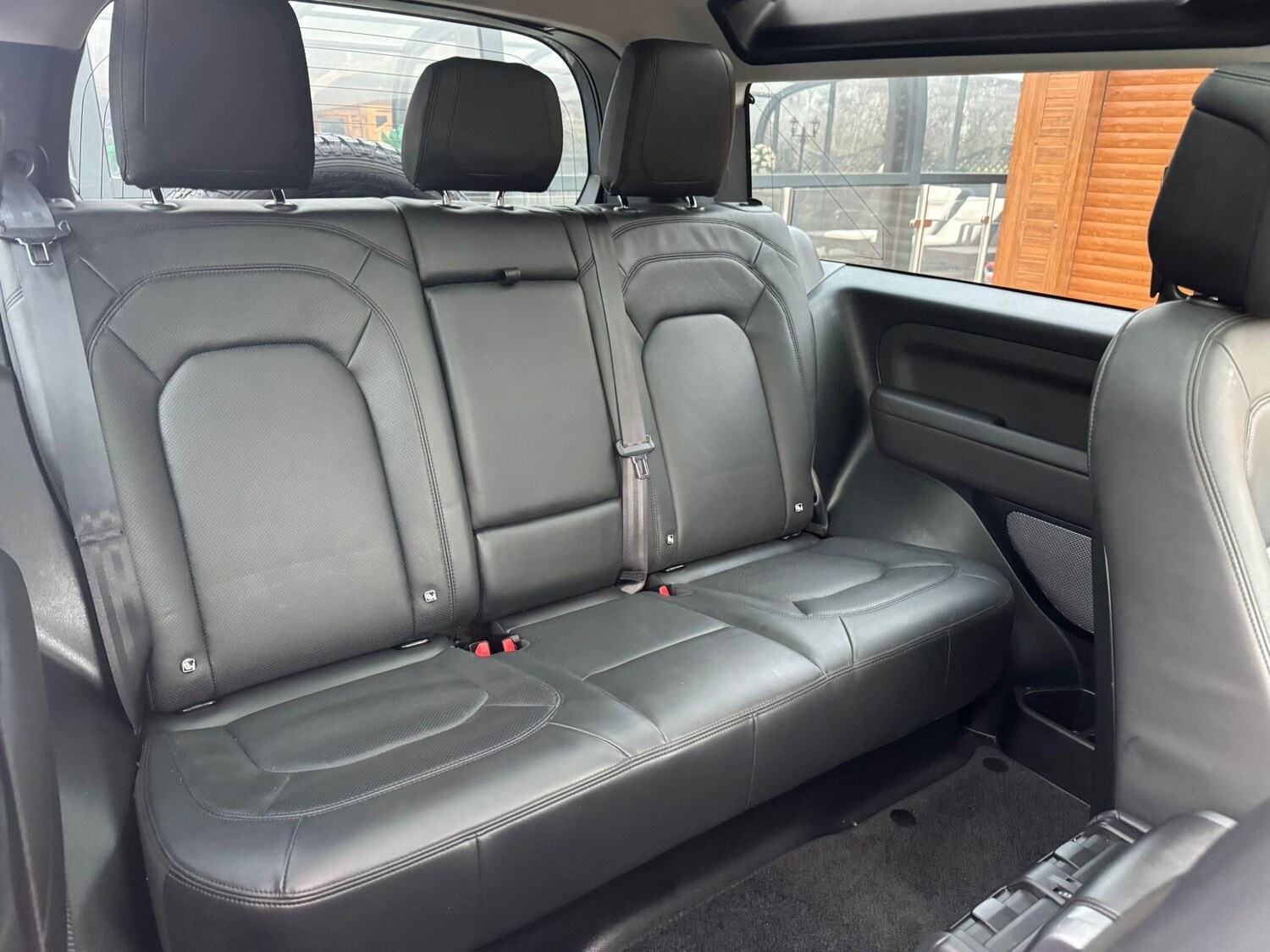 Used Land Rover Defender 90 for sale - 77190876: Photo 92