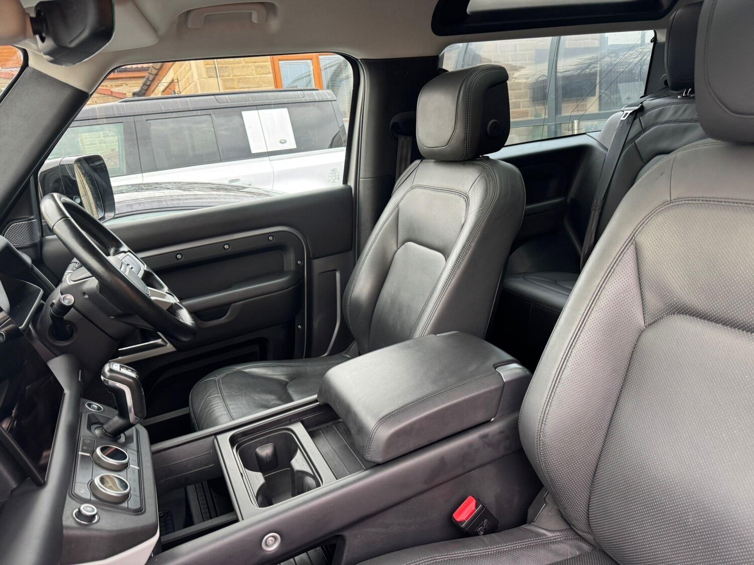 Used Land Rover Defender 90 for sale - 77190876: Photo 93