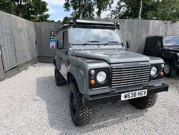 Used Land Rover Defender 2000 for sale - 78989130: Photo