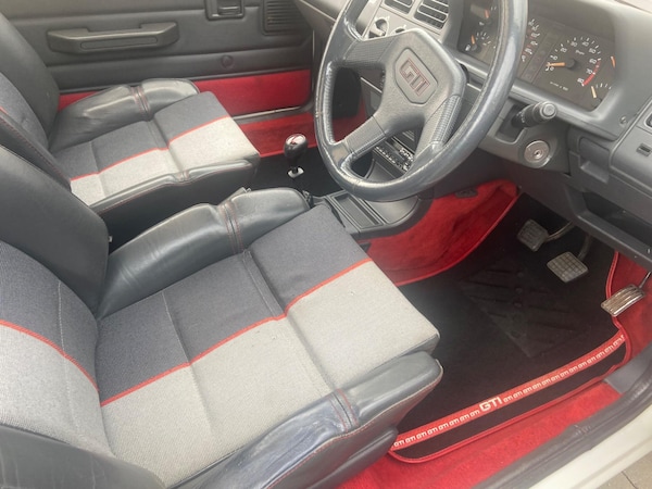 Used Peugeot 205 1987 for sale - 75681845: Photo 11