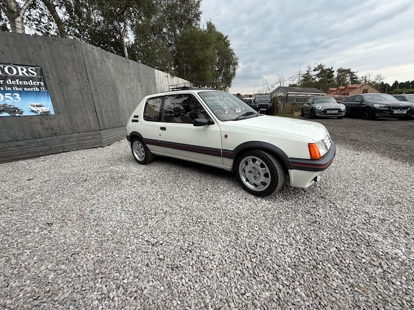 Used Peugeot 205 1987 for sale - 75681845: Photo 35