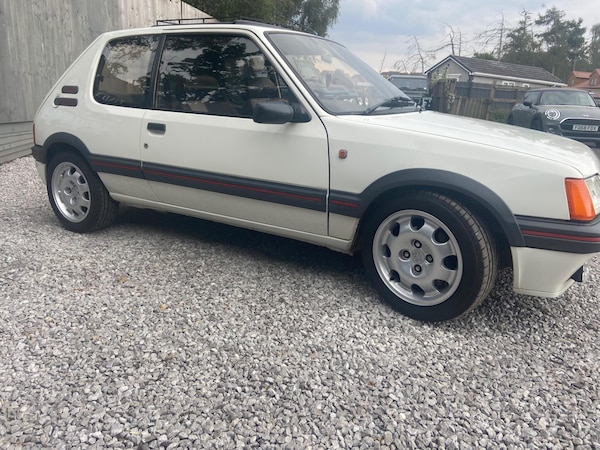 Used Peugeot 205 1987 for sale - 75681845: Photo 3