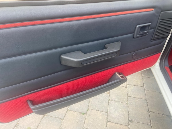 Used Peugeot 205 1987 for sale - 75681845: Photo 71