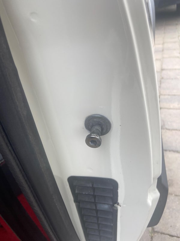 Used Peugeot 205 1987 for sale - 75681845: Photo 74