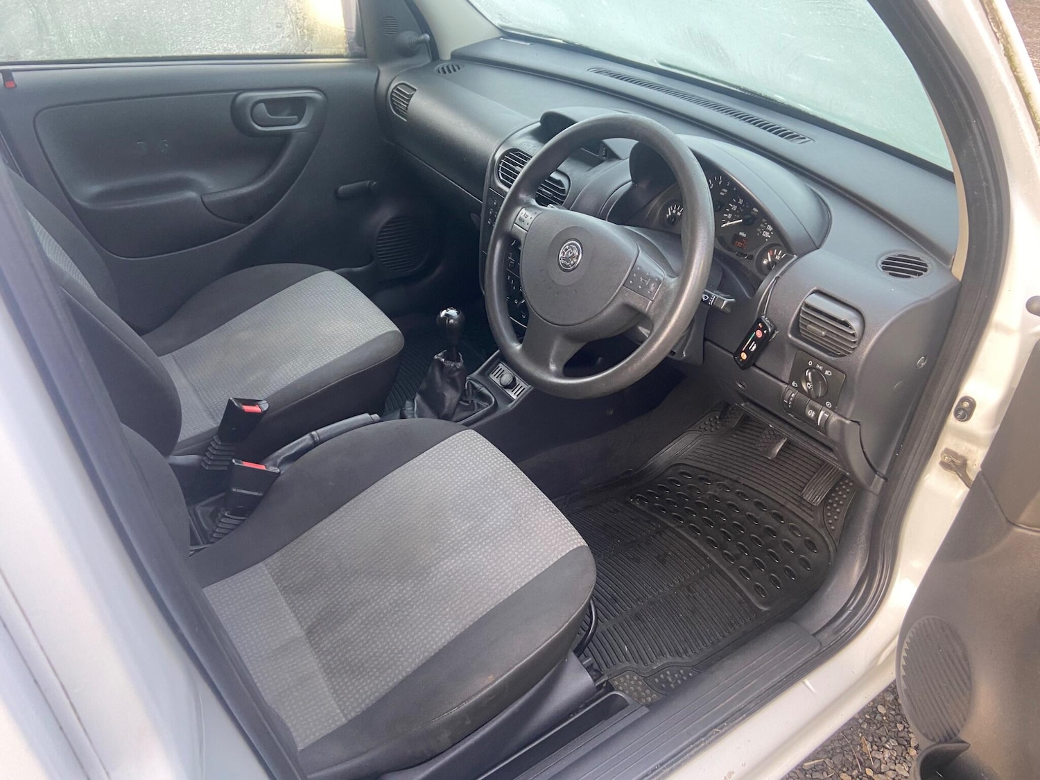 Used Vauxhall Combo 2010 for sale - 77120056: Photo 5