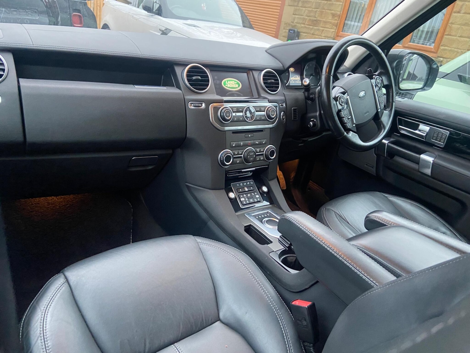 Used Land Rover Discovery 2016 for sale - 77441209: Photo 14