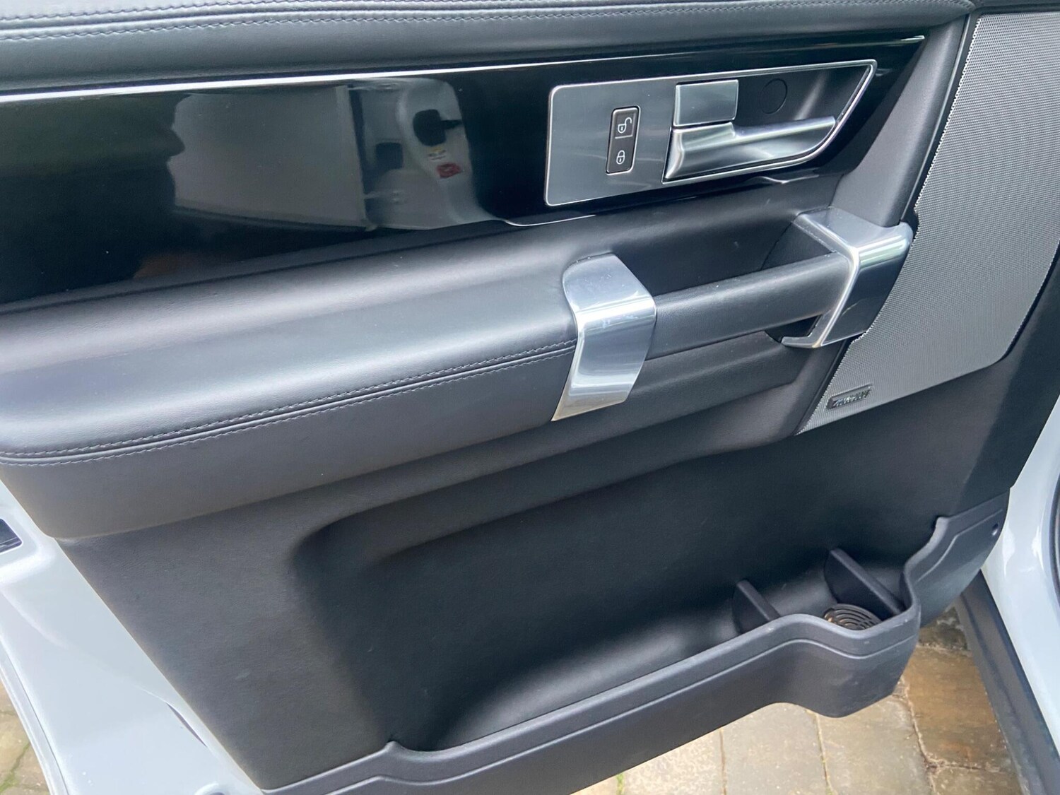 Used Land Rover Discovery 2016 for sale - 77441209: Photo 71