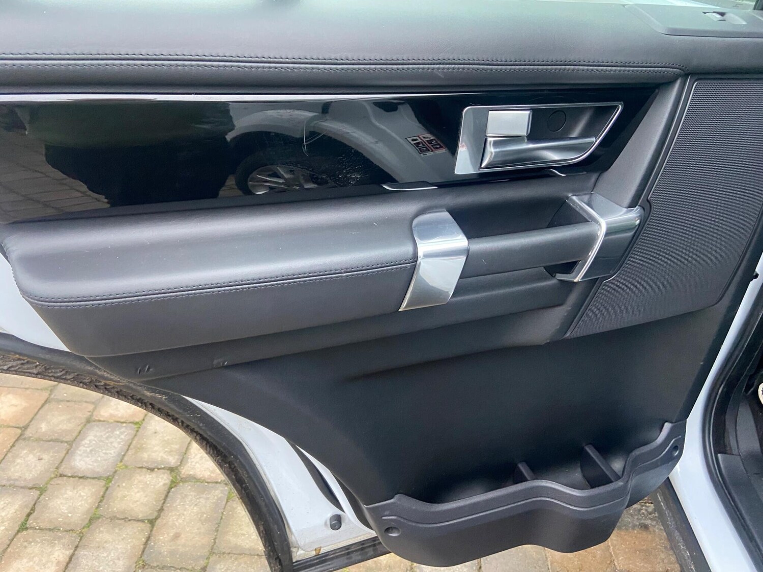 Used Land Rover Discovery 2016 for sale - 77441209: Photo 75