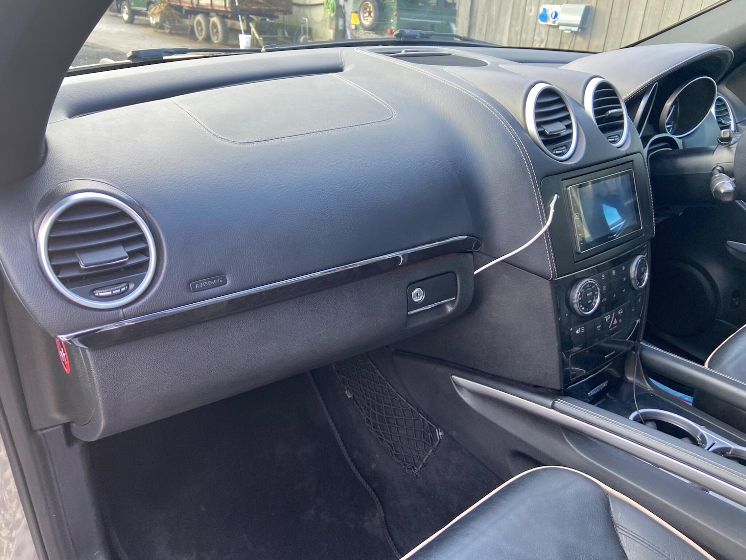 Used Mercedes-Benz M Class 2011 for sale - 77400443: Photo 19