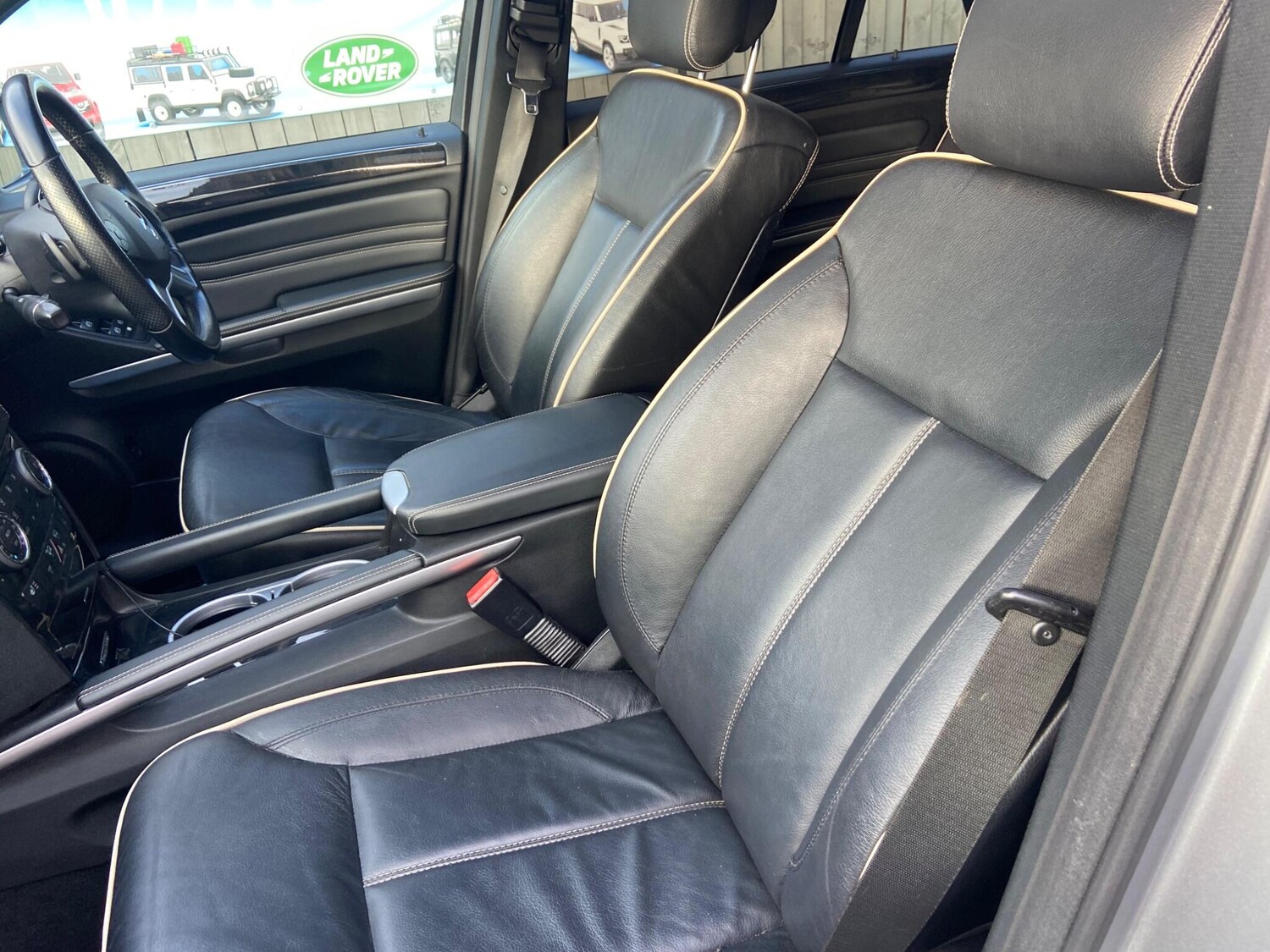 Used Mercedes-Benz M Class 2011 for sale - 77400443: Photo 49