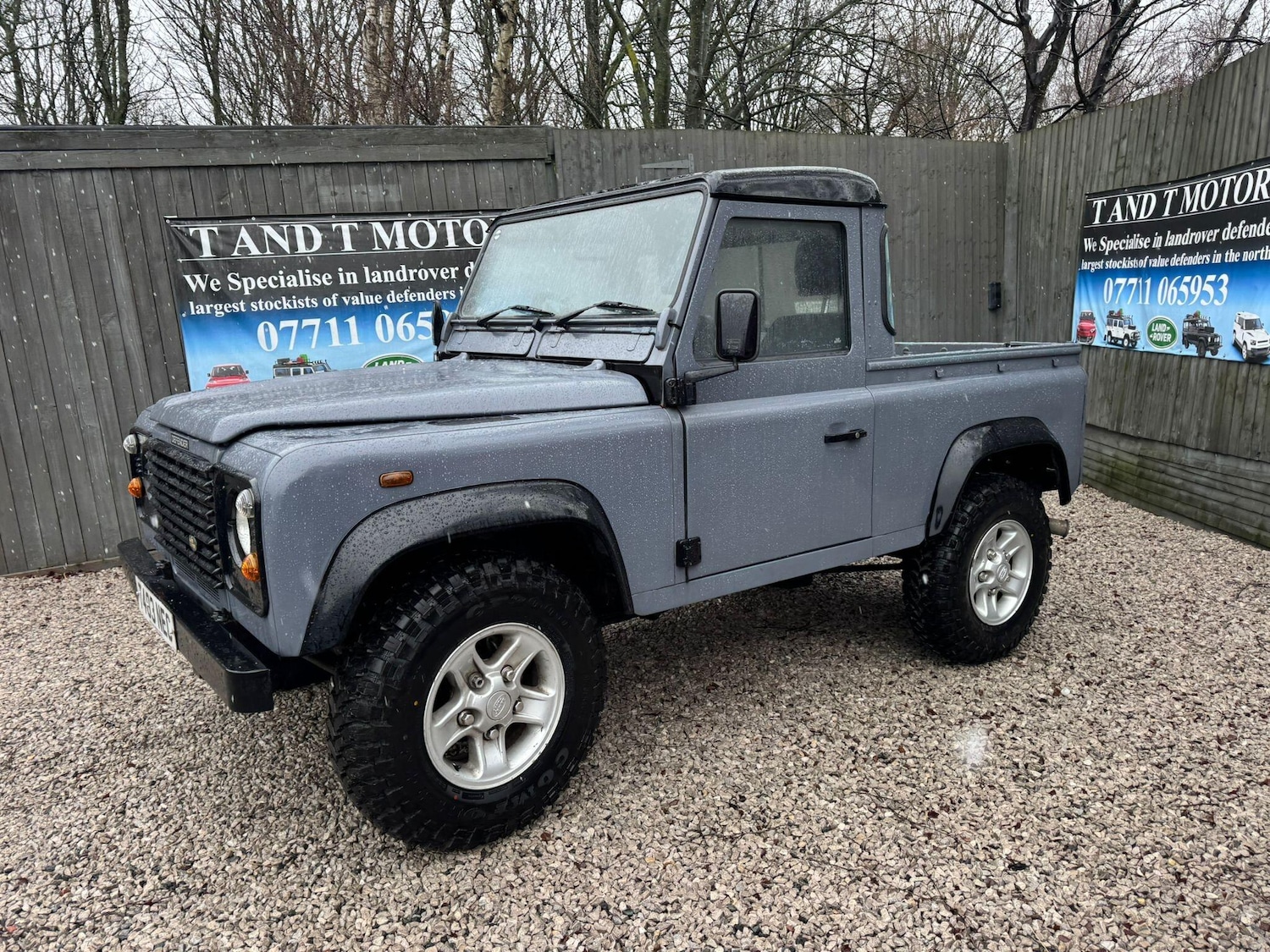 Used Land Rover Defender 1999 for sale - 77575094: Photo 11