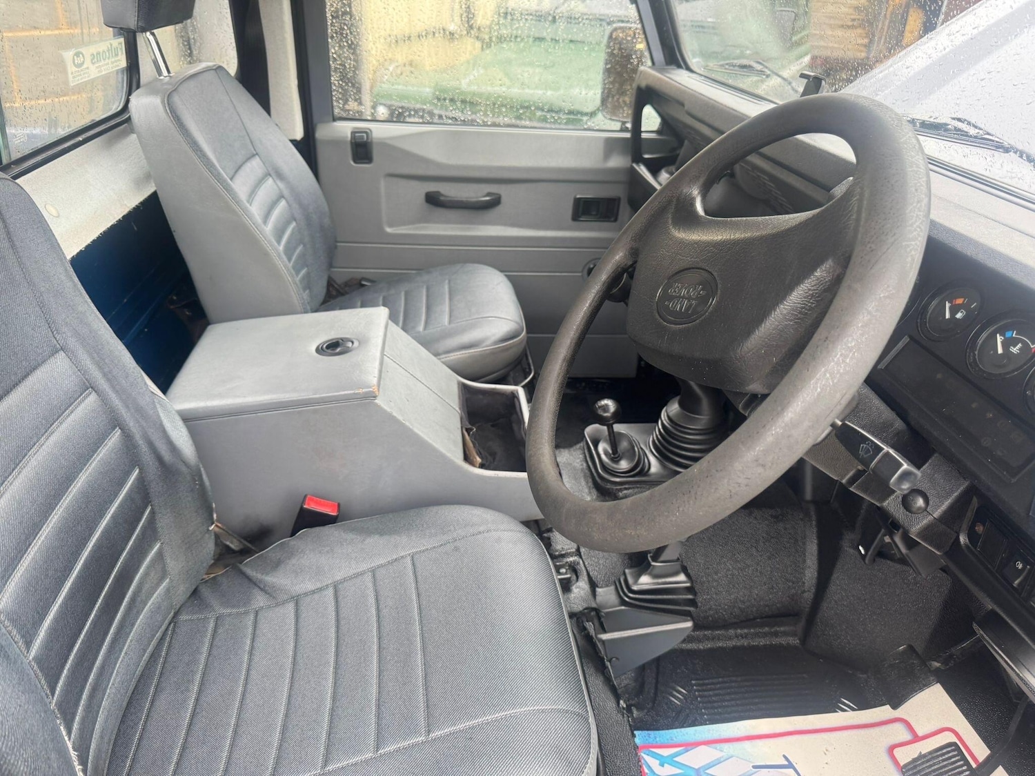 Used Land Rover Defender 1999 for sale - 77575094: Photo 37