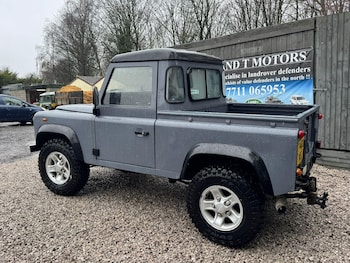 Used Land Rover Defender 1999 for sale - 77575094: Photo