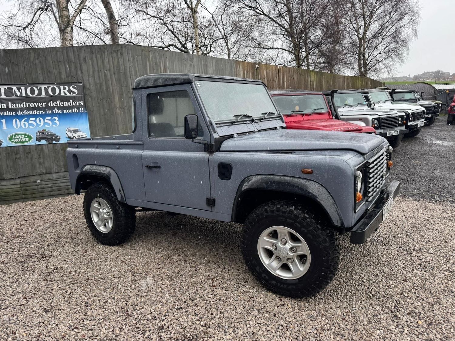 Used Land Rover Defender 1999 for sale - 77575094: Photo 77