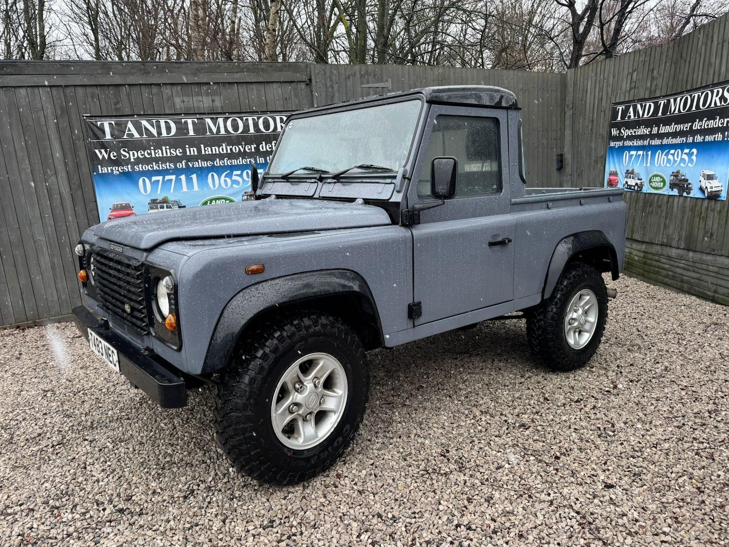 Used Land Rover Defender 1999 for sale - 77575094: Photo 78