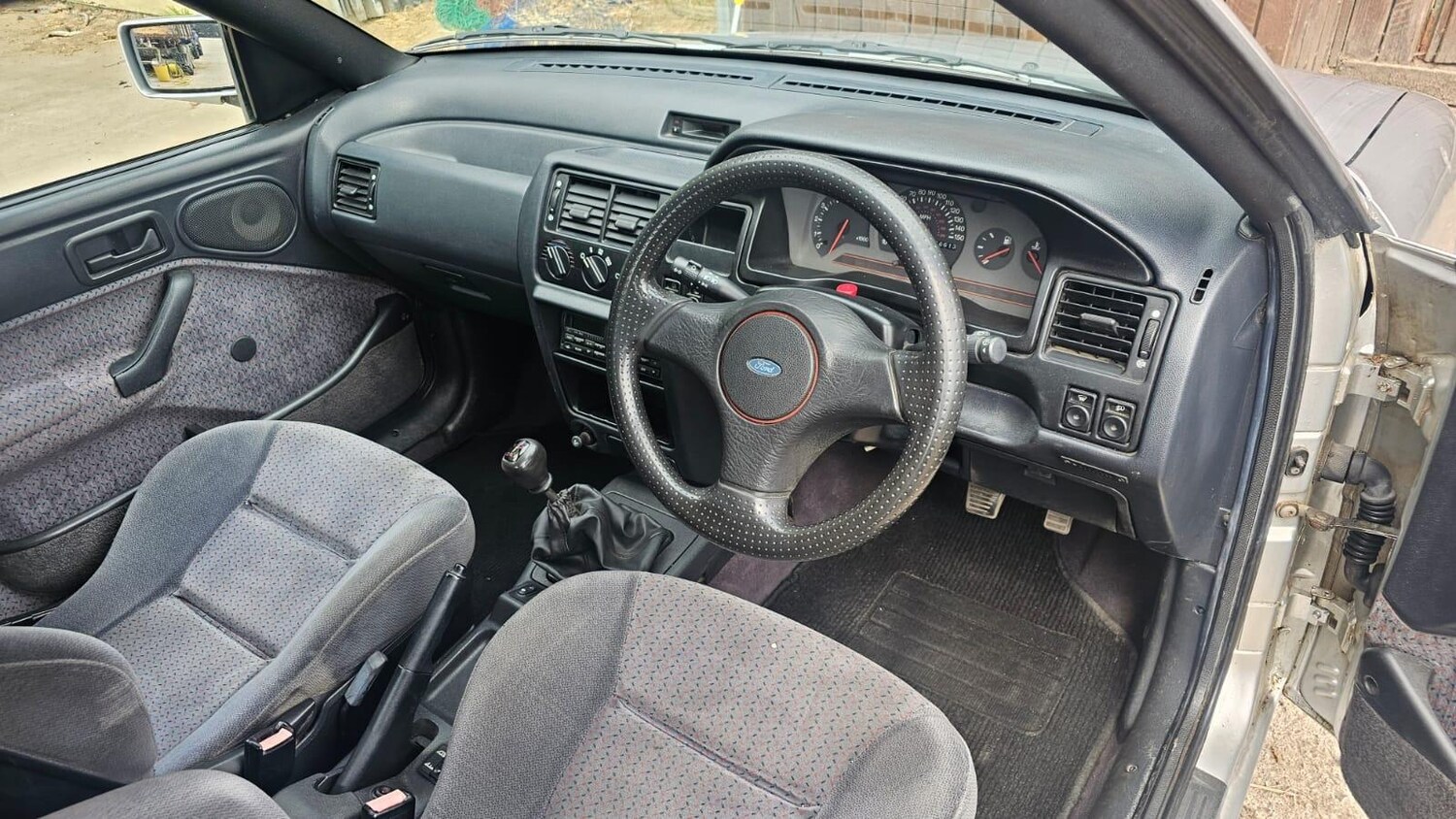 Used Ford Escort for sale - 78157691: Photo 10