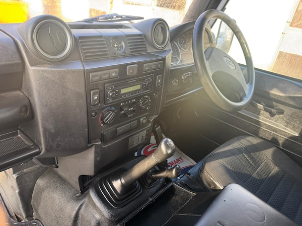 Used Land Rover Defender 90 2008 for sale - 73417356: Photo 21