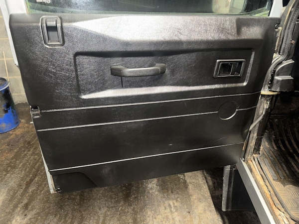 Used Land Rover Defender 90 2008 for sale - 73417356: Photo 37