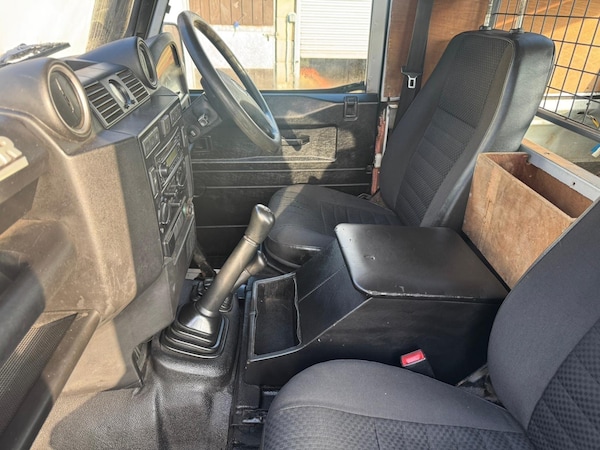 Used Land Rover Defender 90 2008 for sale - 73417356: Photo 47