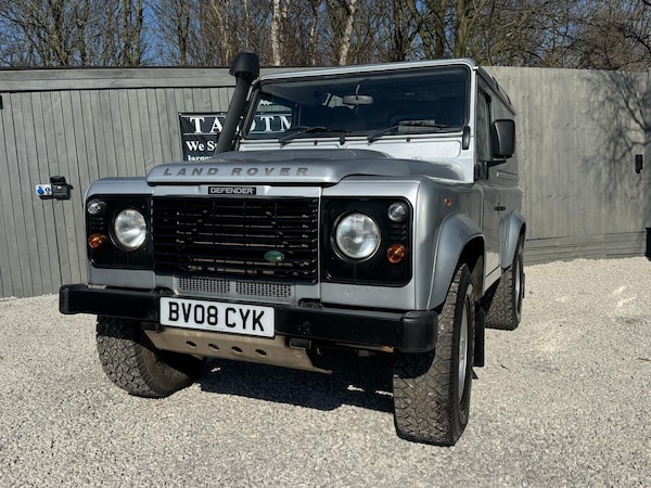 Used Land Rover Defender 90 2008 for sale - 73417356: Photo 6