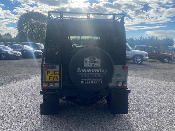 Used Land Rover Defender 90 2012 for sale - 76188440: Photo 11