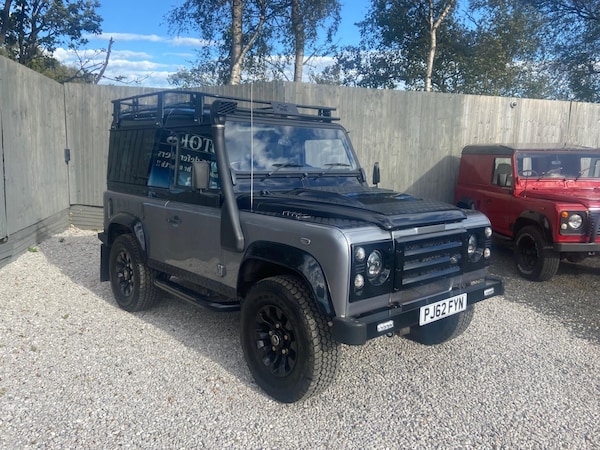 Used Land Rover Defender 90 2012 for sale - 76188440: Photo 15
