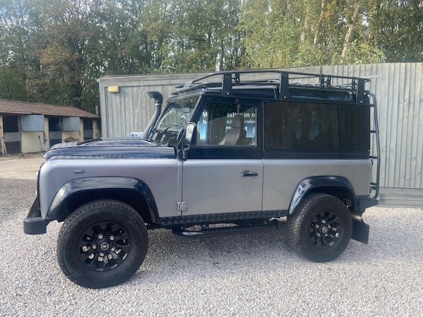 Used Land Rover Defender 90 2012 for sale - 76188440: Photo 21