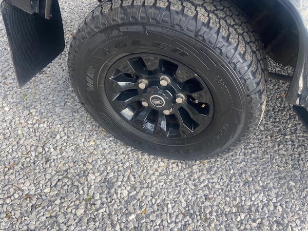 Used Land Rover Defender 90 2012 for sale - 76188440: Photo 29