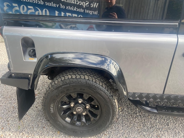 Used Land Rover Defender 90 2012 for sale - 76188440: Photo 38