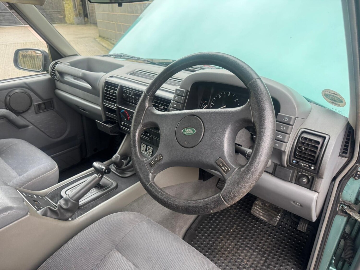 Used Land Rover Discovery 1997 for sale - 77496054: Photo 17