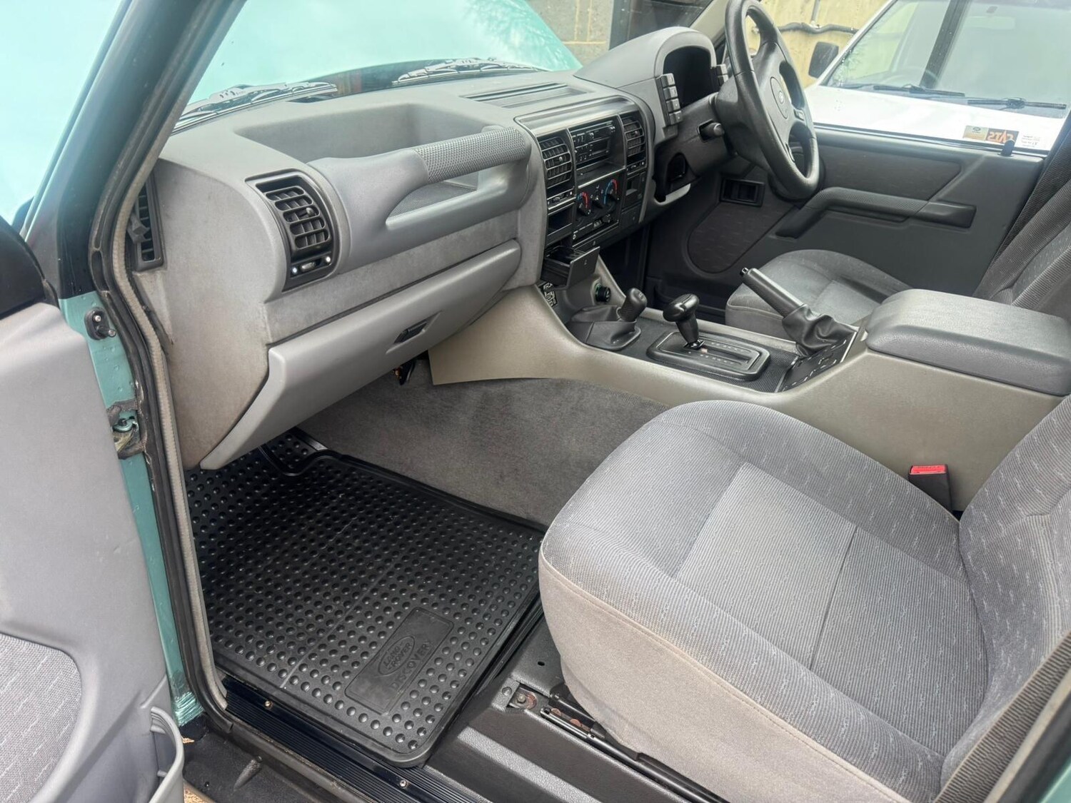 Used Land Rover Discovery 1997 for sale - 77496054: Photo 23