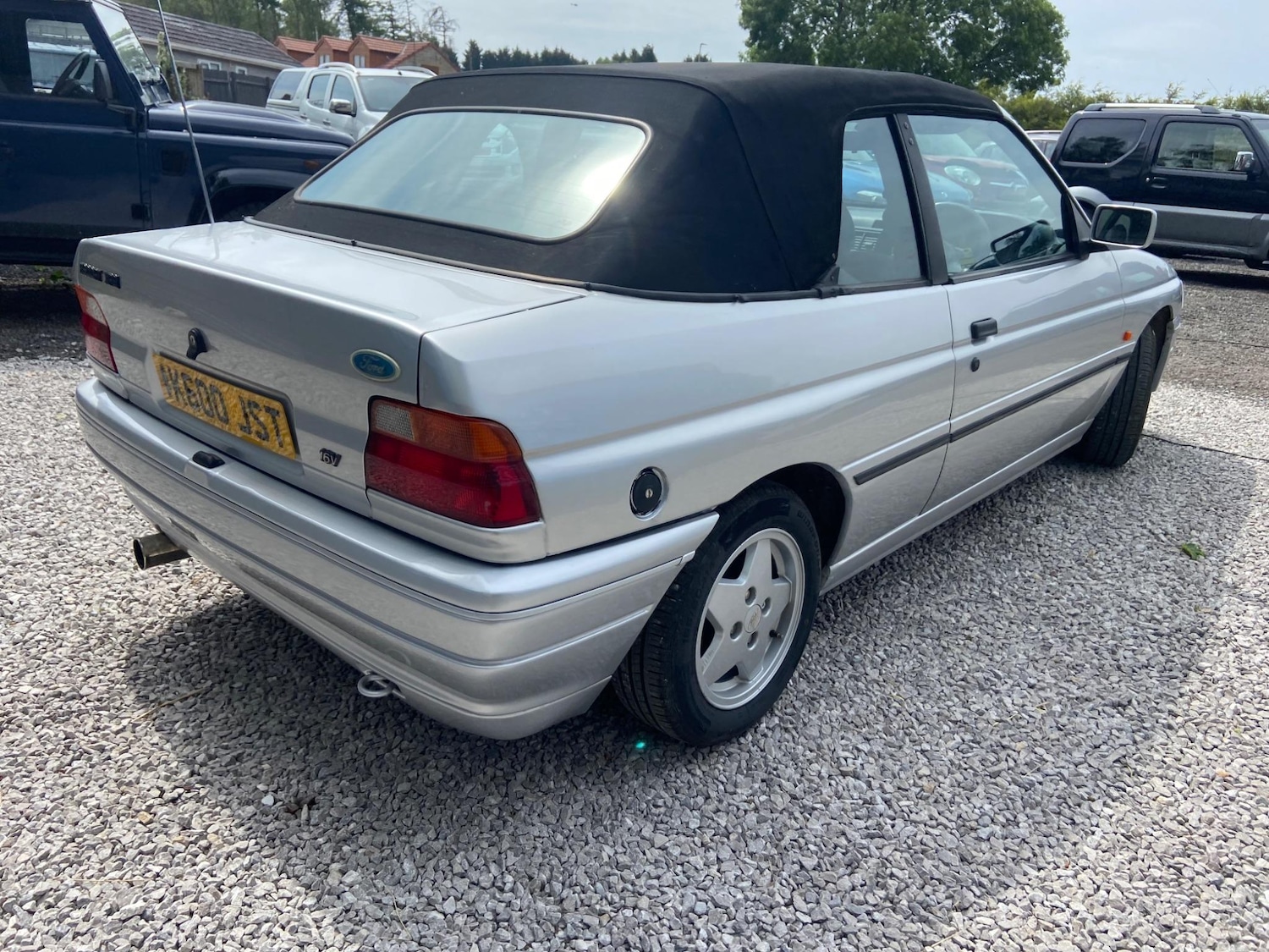 Used Ford Escort for sale - 76513511: Photo 45