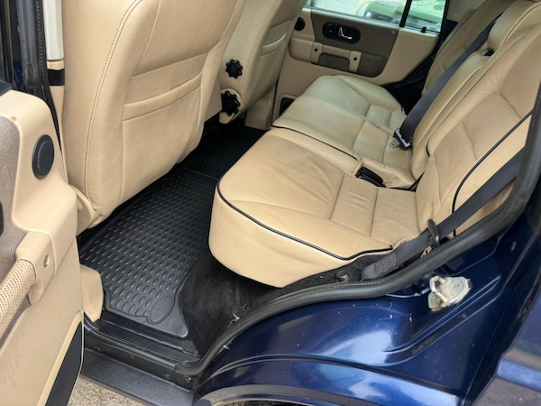 Used Land Rover Discovery 2004 for sale - 76059869: Photo 49