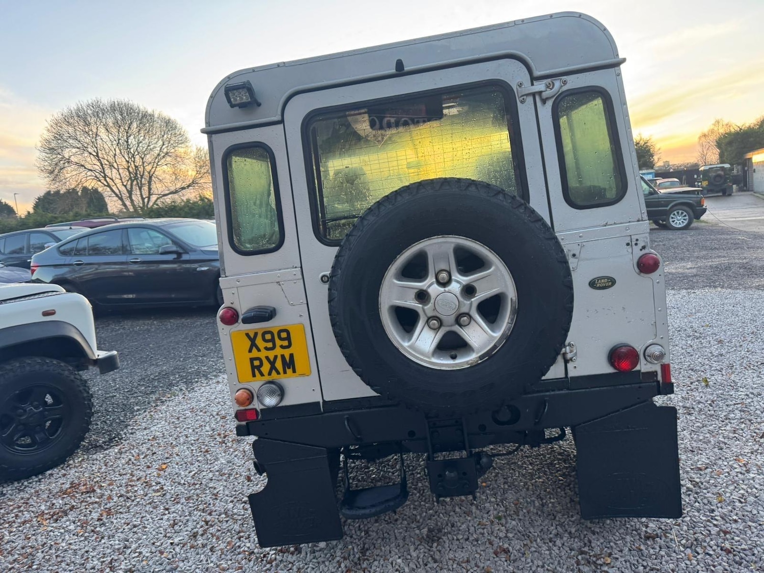 Used Land Rover Defender 90 2002 for sale - 76786631: Photo 17