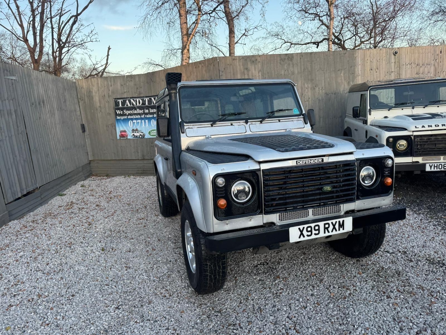 Used Land Rover Defender 90 2002 for sale - 76786631: Photo 22