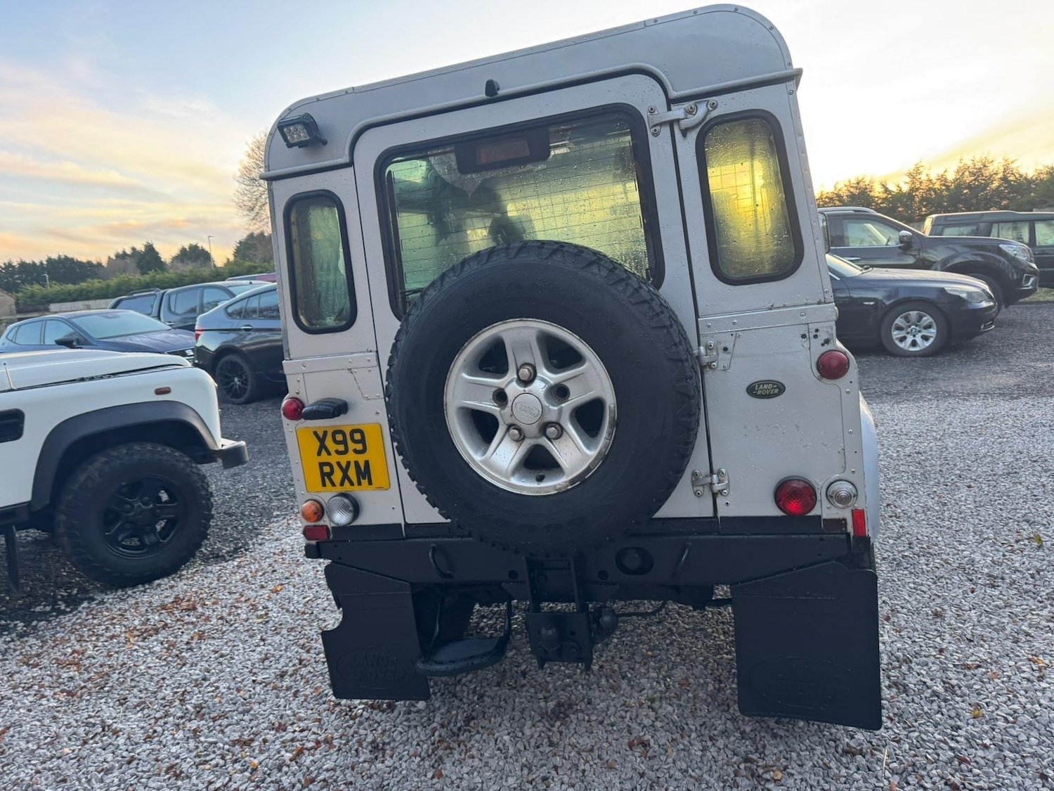 Used Land Rover Defender 90 2002 for sale - 76786631: Photo 28