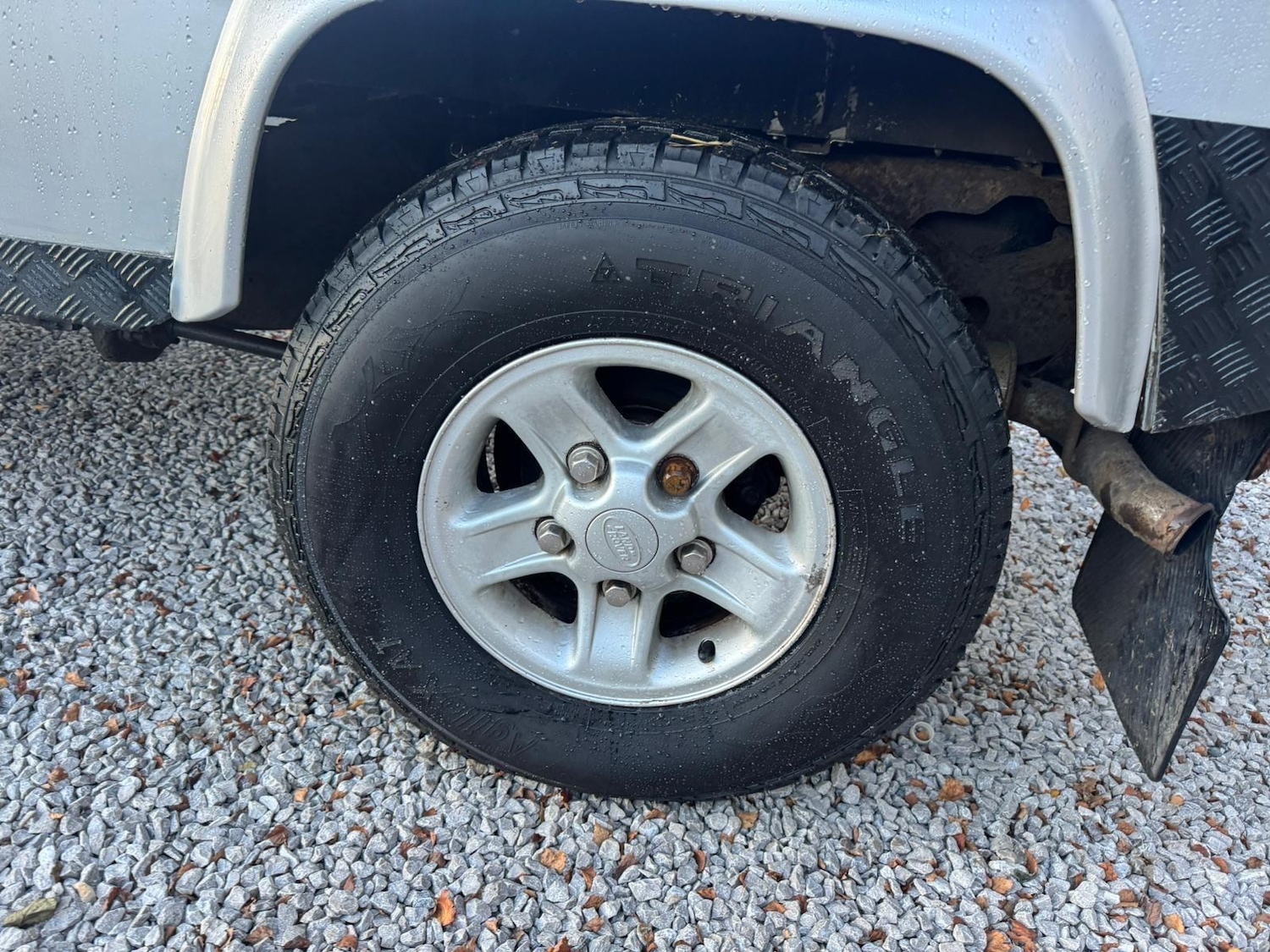 Used Land Rover Defender 90 2002 for sale - 76786631: Photo 30