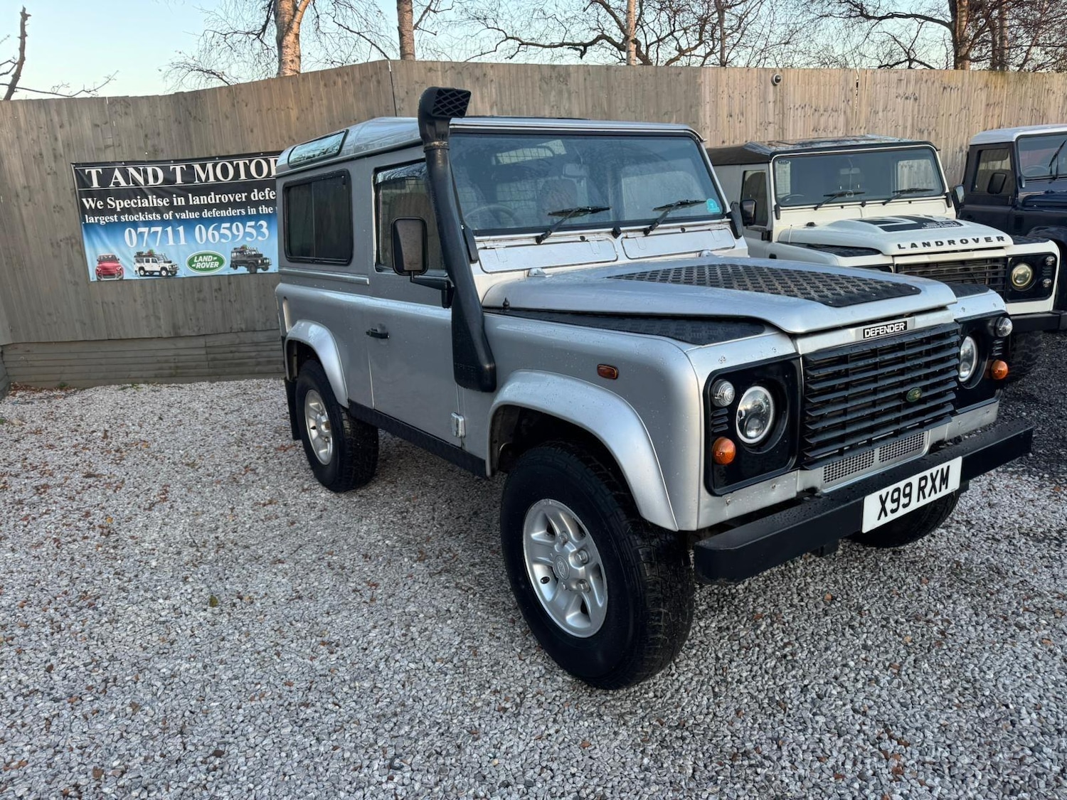 Used Land Rover Defender 90 2002 for sale - 76786631: Photo 32