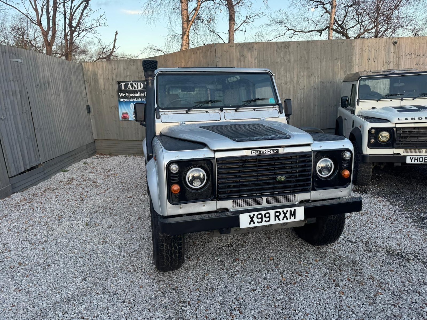 Used Land Rover Defender 90 2002 for sale - 76786631: Photo 35
