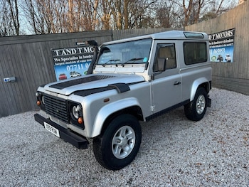 Used Land Rover Defender 90 2002 for sale - 76786631: Photo