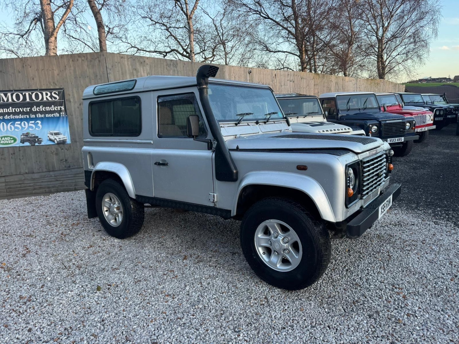 Used Land Rover Defender 90 2002 for sale - 76786631: Photo 5