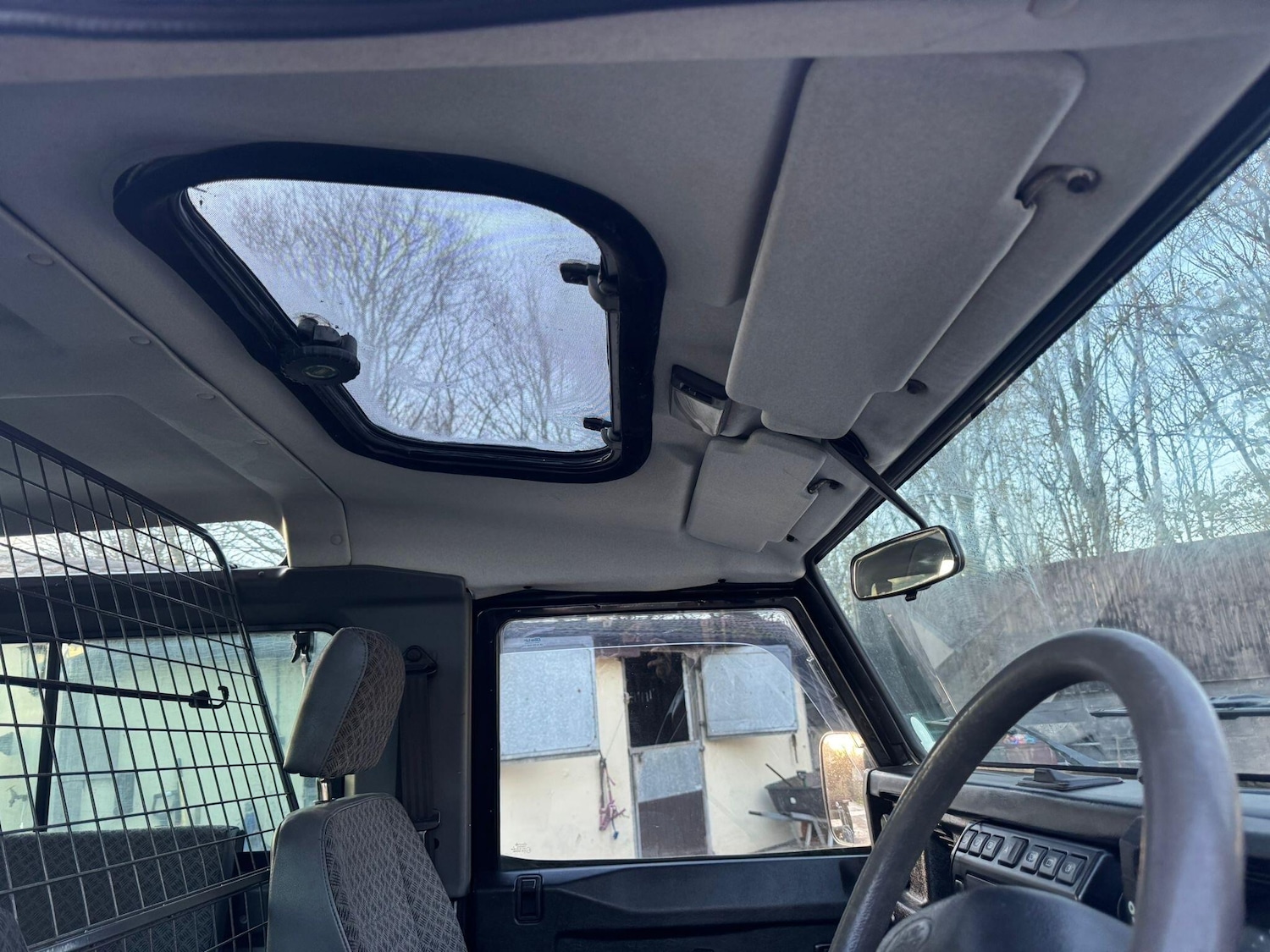 Used Land Rover Defender 90 2002 for sale - 76786631: Photo 63