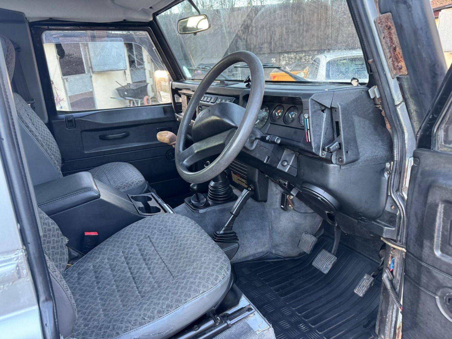 Used Land Rover Defender 90 2002 for sale - 76786631: Photo 66